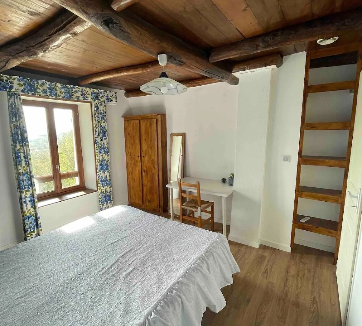 Dauphinoise House, Heated Pool, Mountain View Villa Romagnieu Holiday home